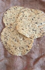 Tej-Kali-Mirch-papad-1